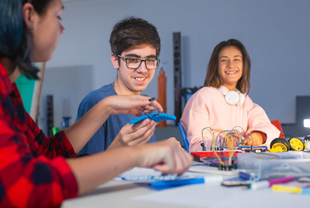 MISIONES Y SU IMPULSO TECNOLÓGICO EN EDUCACIÓN