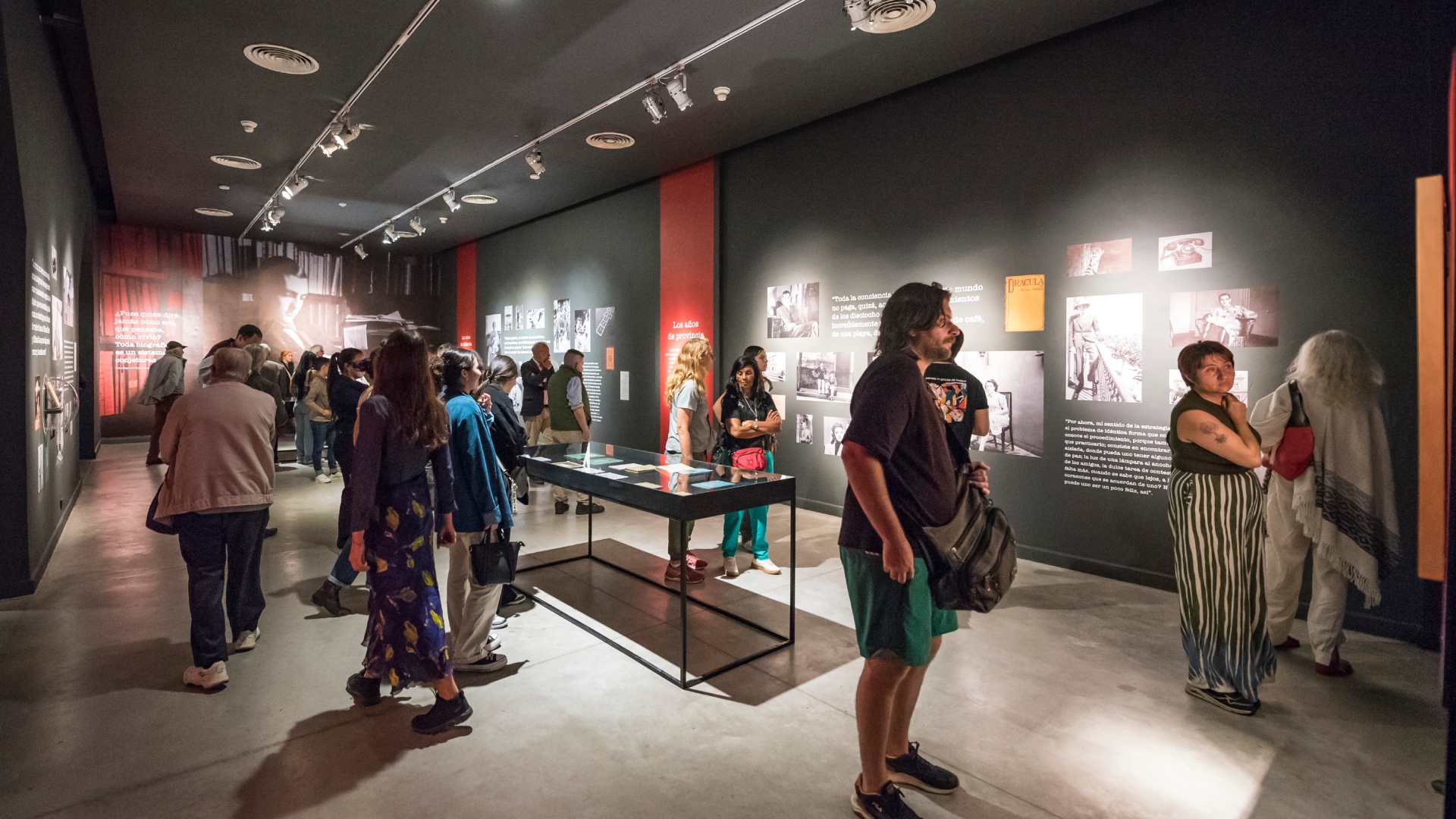 EL UNIVERSO FANTÁSTICO DE JULIO CORTÁZAR HABITA EN EL CENTRO CULTURAL RECOLETA