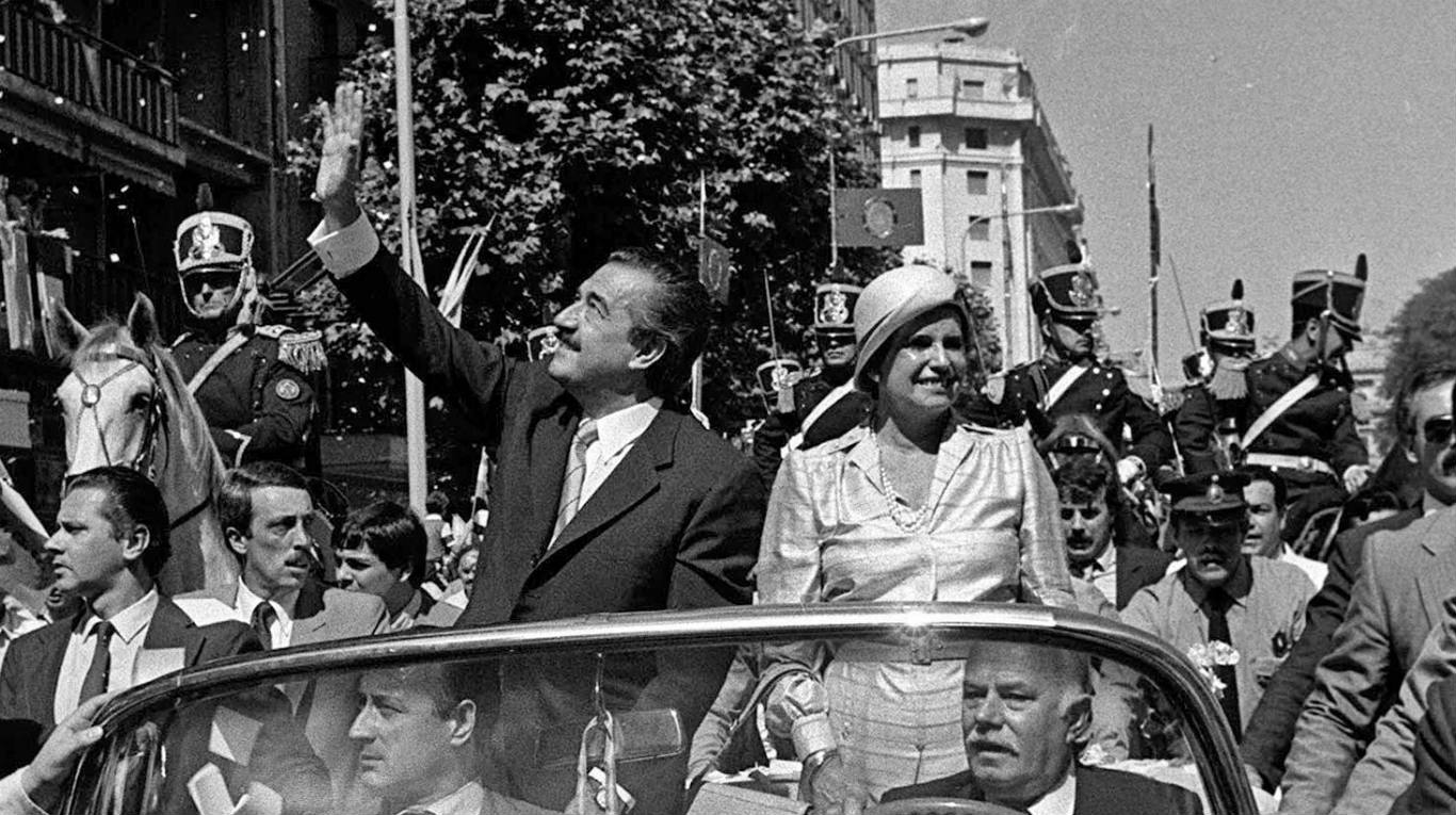 DÍA DE LA RESTAURACIÓN DEMOCRÁTICA EN ARGENTINA