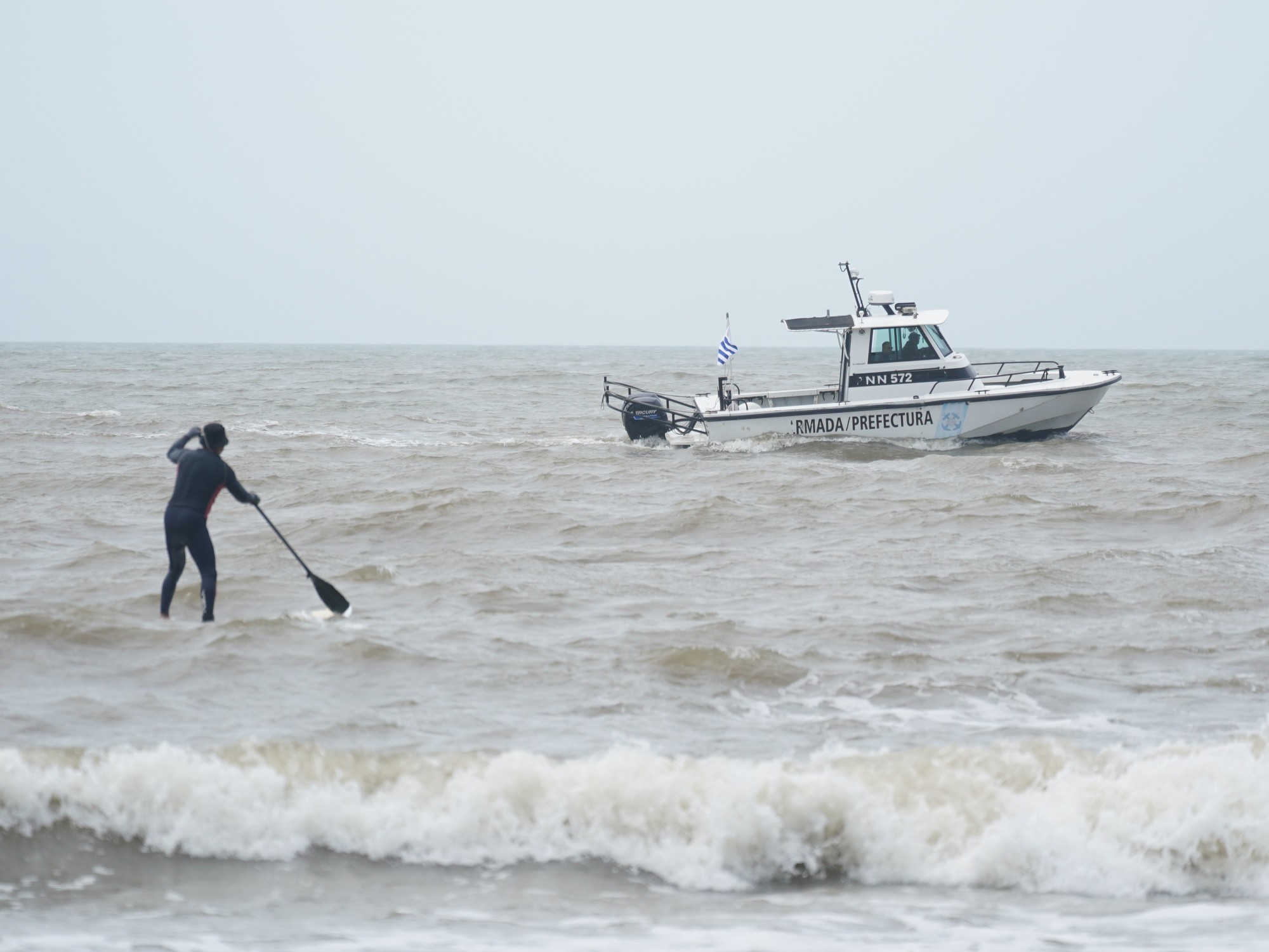 DESAPARICIÓN DE UN ARGENTINO EN EL MAR DE PUNTA DEL ESTE