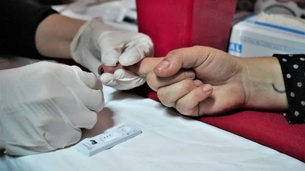 TESTEOS RÁPIDOS PARA EL VIH-POSADAS