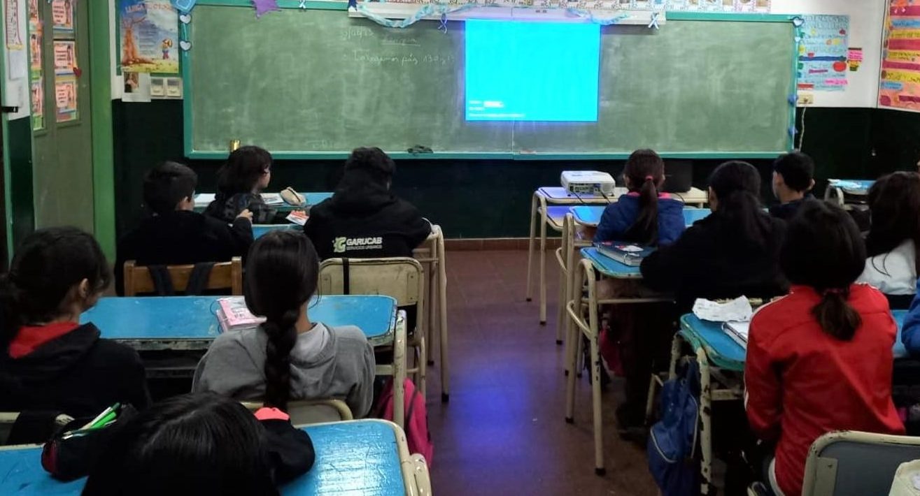PREVENCIÓN DE VIOLENCIA Y ADICCIONES EN JÓVENES