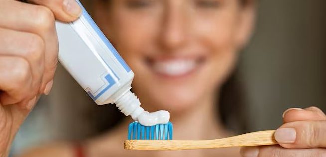 ANMAT PROHIBE UNA PASTA DENTAL POR CAUSAR EFECTOS ADVERSOS