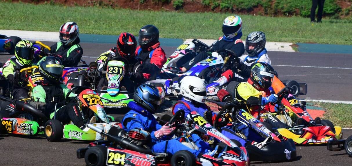 KARTING EN POSADAS CON RÉCORD DE PILOTOS