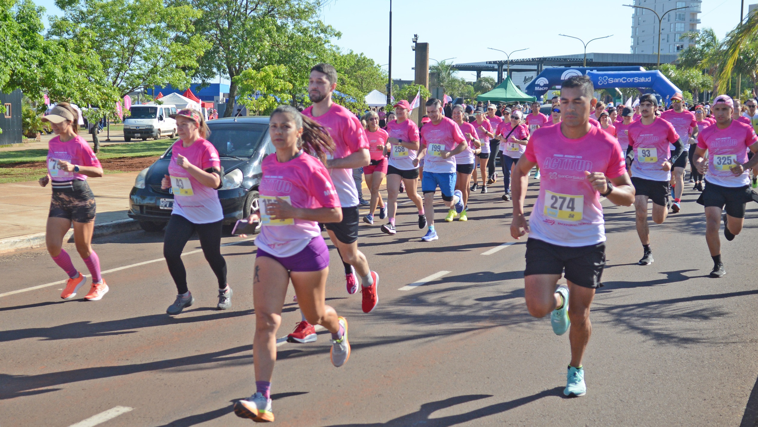 Posadas celebró una emotiva Maratón Rosa para concientizar sobre el cáncer de mama