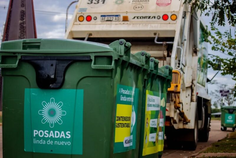  Escuelas de Posadas se suman al sistema de reciclaje con contenedores sustentables