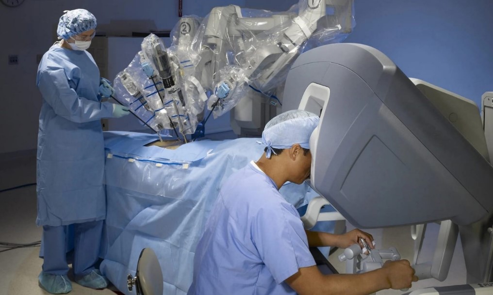 Revolución en la salud pública: Misiones logra la primera cirugía robótica urológica del país en el hospital Madariaga