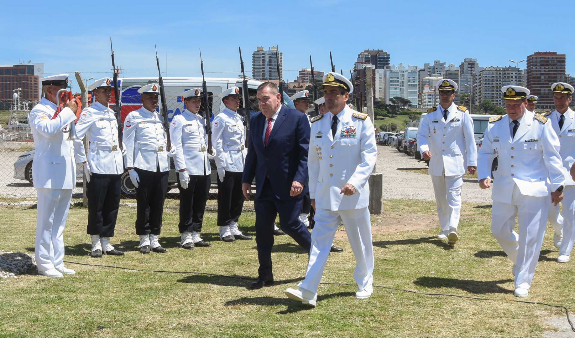 Ceremonia en homenaje al submarino ARA “San Juan” y a sus 44 tripulantes