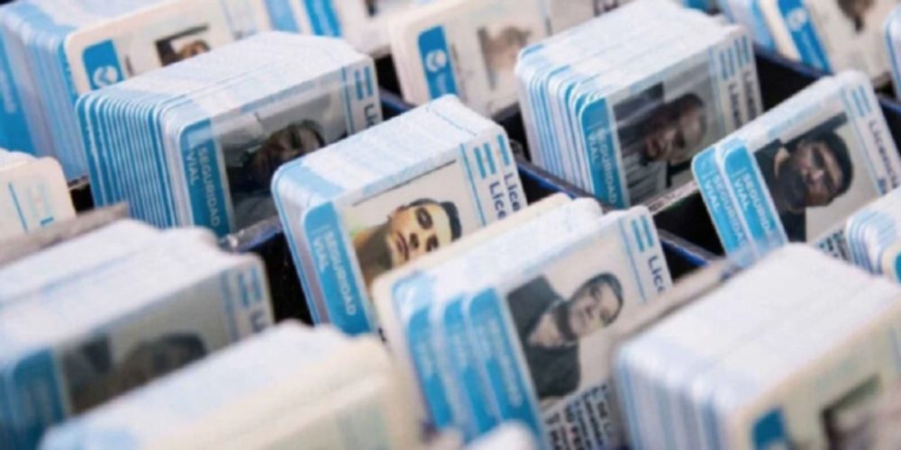 Se normalizó la entrega de plásticos para licencias de conducir en Posadas y la demanda es alta