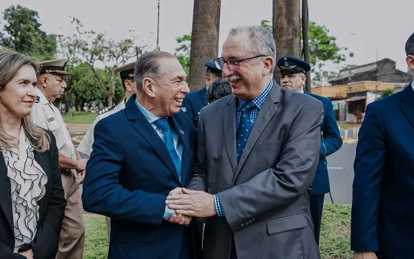 Junto a Hugo Passalacqua, Stelatto encabezó el acto por el 155 aniversario de Posadas