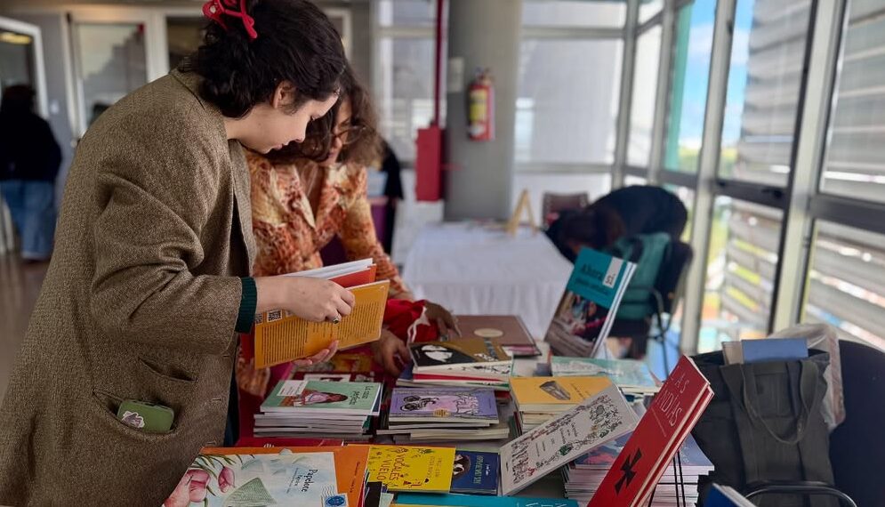 Bibliotecarios del Mercosur debatieron los desafíos éticos de la Inteligencia Artificial en Posadas